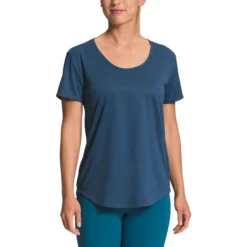 The North Face Women's Elevation Life Short-Sleeve Shirt -Outlet Cladique Store NF0A82XC HDC hero